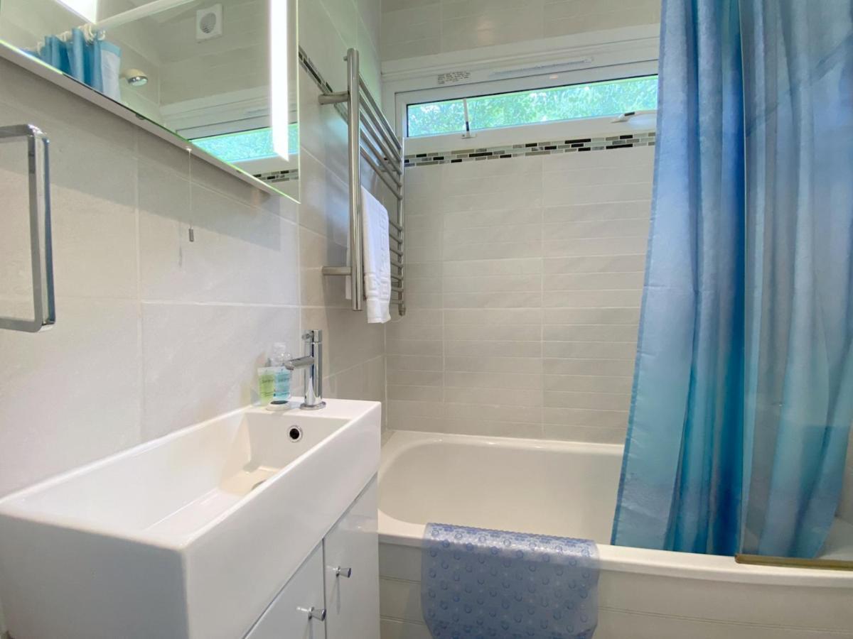 Pass The Keys Gower Beach Staycation Caswell Bay - Sleeps 4 สวอนซี ภายนอก รูปภาพ