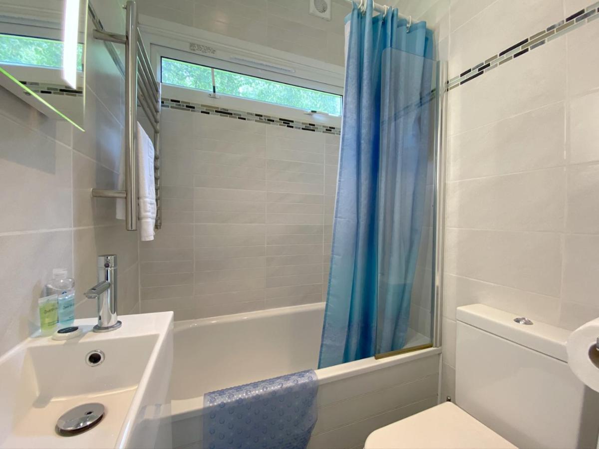 Pass The Keys Gower Beach Staycation Caswell Bay - Sleeps 4 สวอนซี ภายนอก รูปภาพ